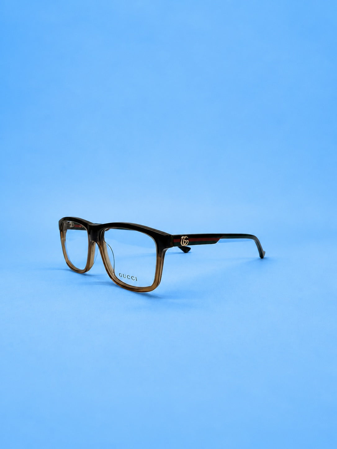 Gucci Gradient Frame – Black to Honey Brown (Standard Size)