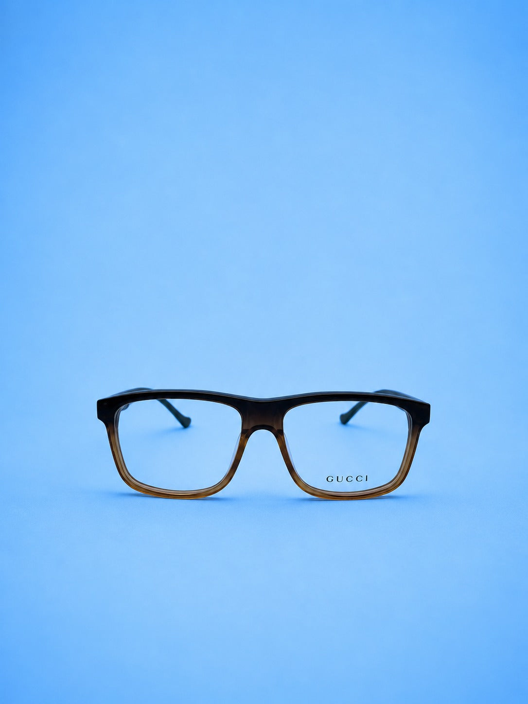 Gucci Gradient Frame – Black to Honey Brown (Standard Size)