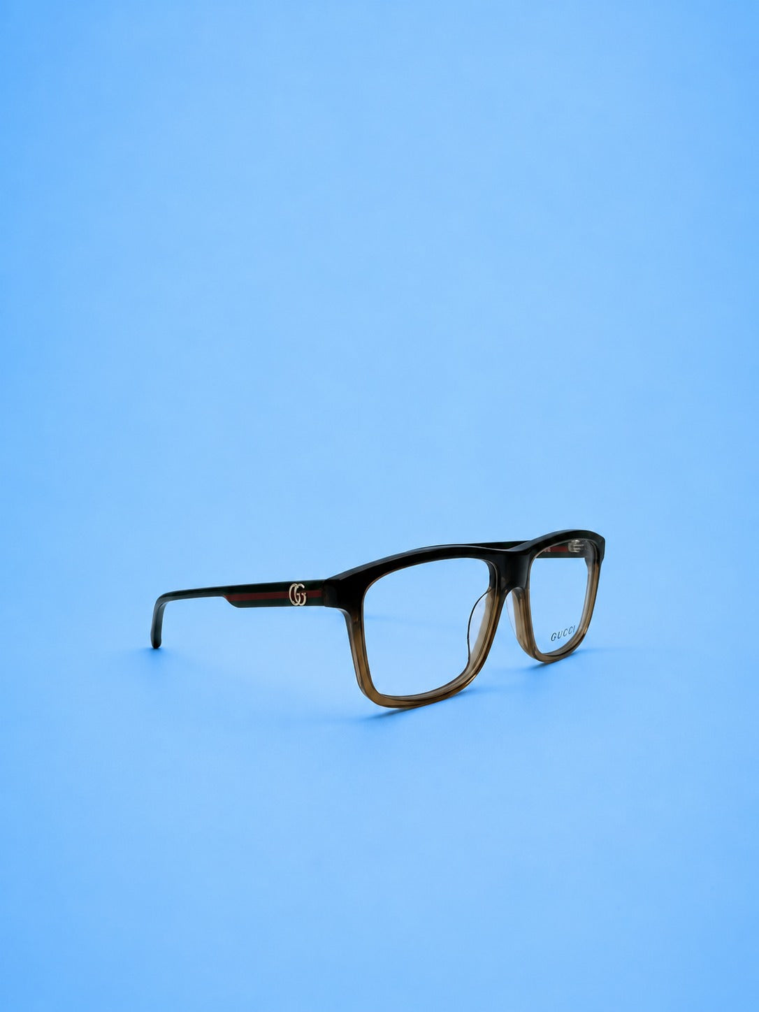 Gucci Gradient Frame – Black to Honey Brown (Standard Size)