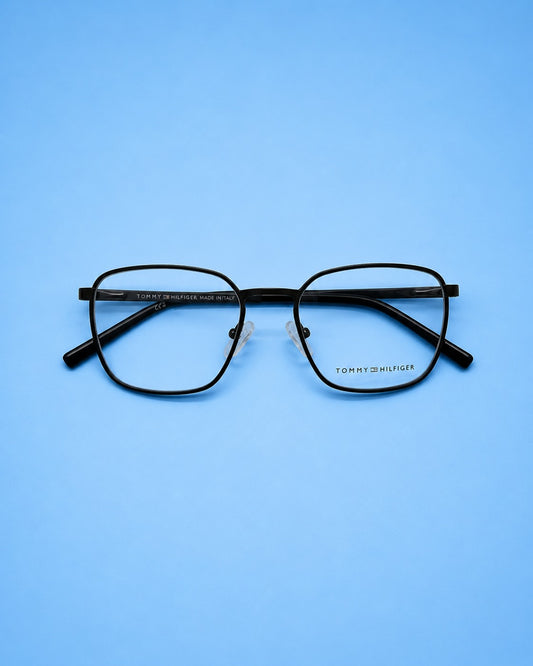 Tommy Hilfiger Slim Metal Frame – Matte Black (Standard Size)